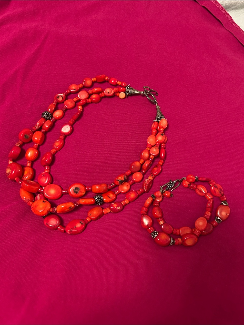 Vibrant Red coral artisan made vintage Beaded Necklace and Bracelet